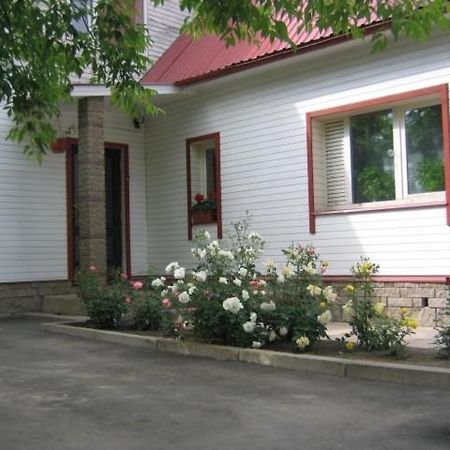 Liiva Guest Accommodation,Free Parking タルトゥ エクステリア 写真