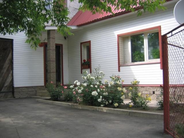 Liiva Guest Accommodation,Free Parking タルトゥ エクステリア 写真